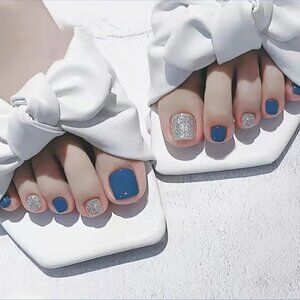 Nails 24 Blue & Silver Glitter Press On Toenails Short Style Kit Fake Glossy